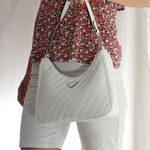 White lady's bag with etui and change strap 9